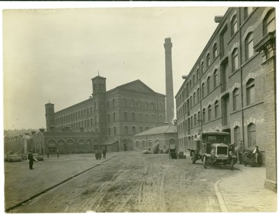 リースの紡績工場、1923 作： English Photographer